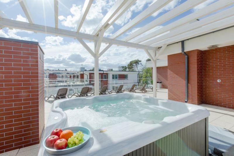 Apartament 7M Z Basenem W Jednym Budynku Klifowa Rewal Bon Turystyczny !!! Free Private Parking Экстерьер фото